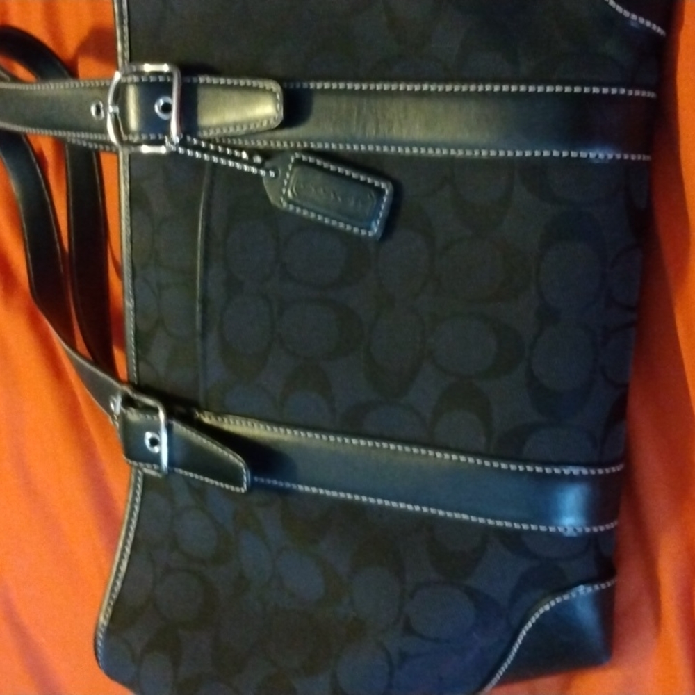 Coach black purse 6042